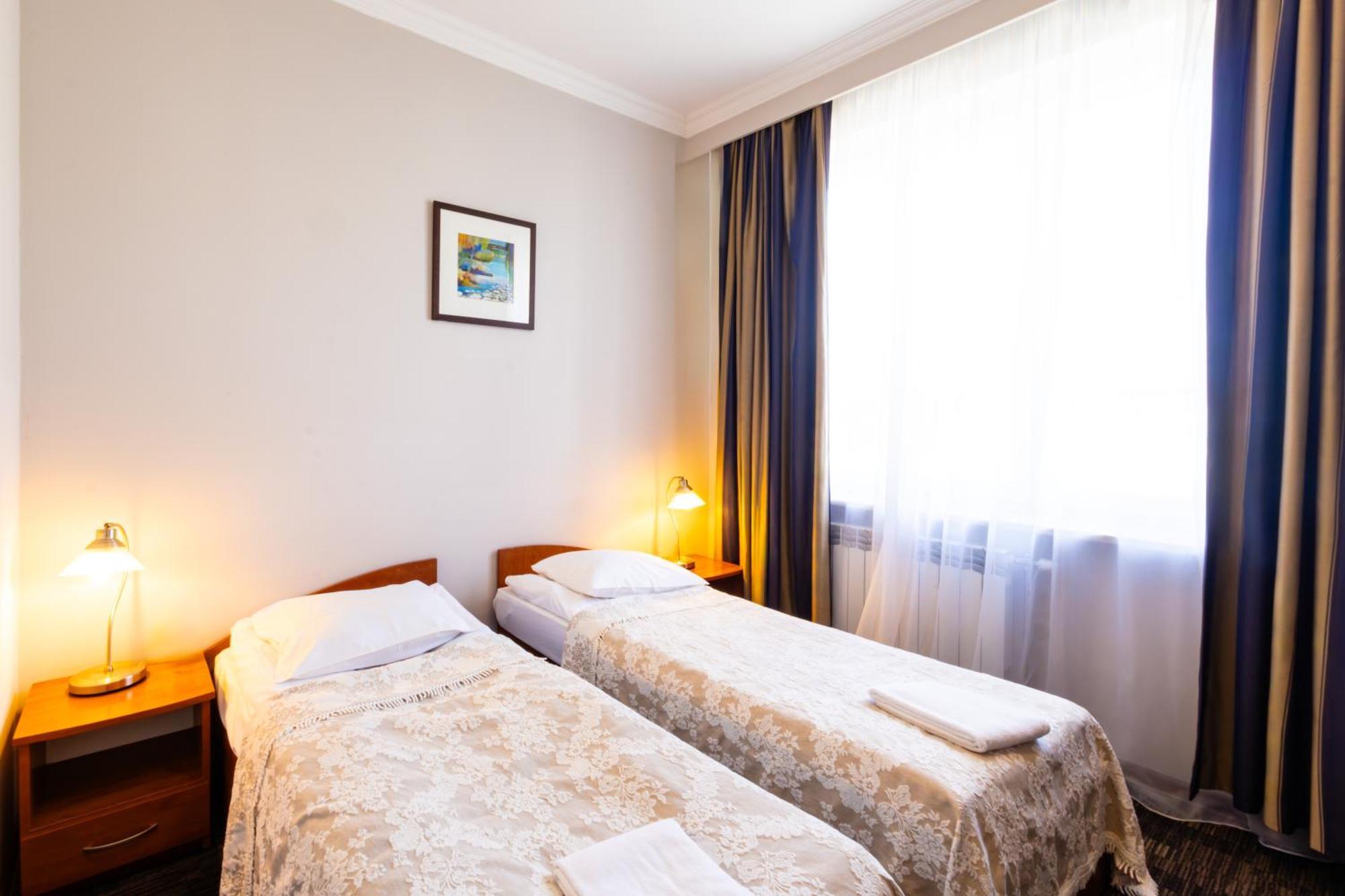 Noclegi Stadion Bed & Breakfast Warsaw Exterior photo