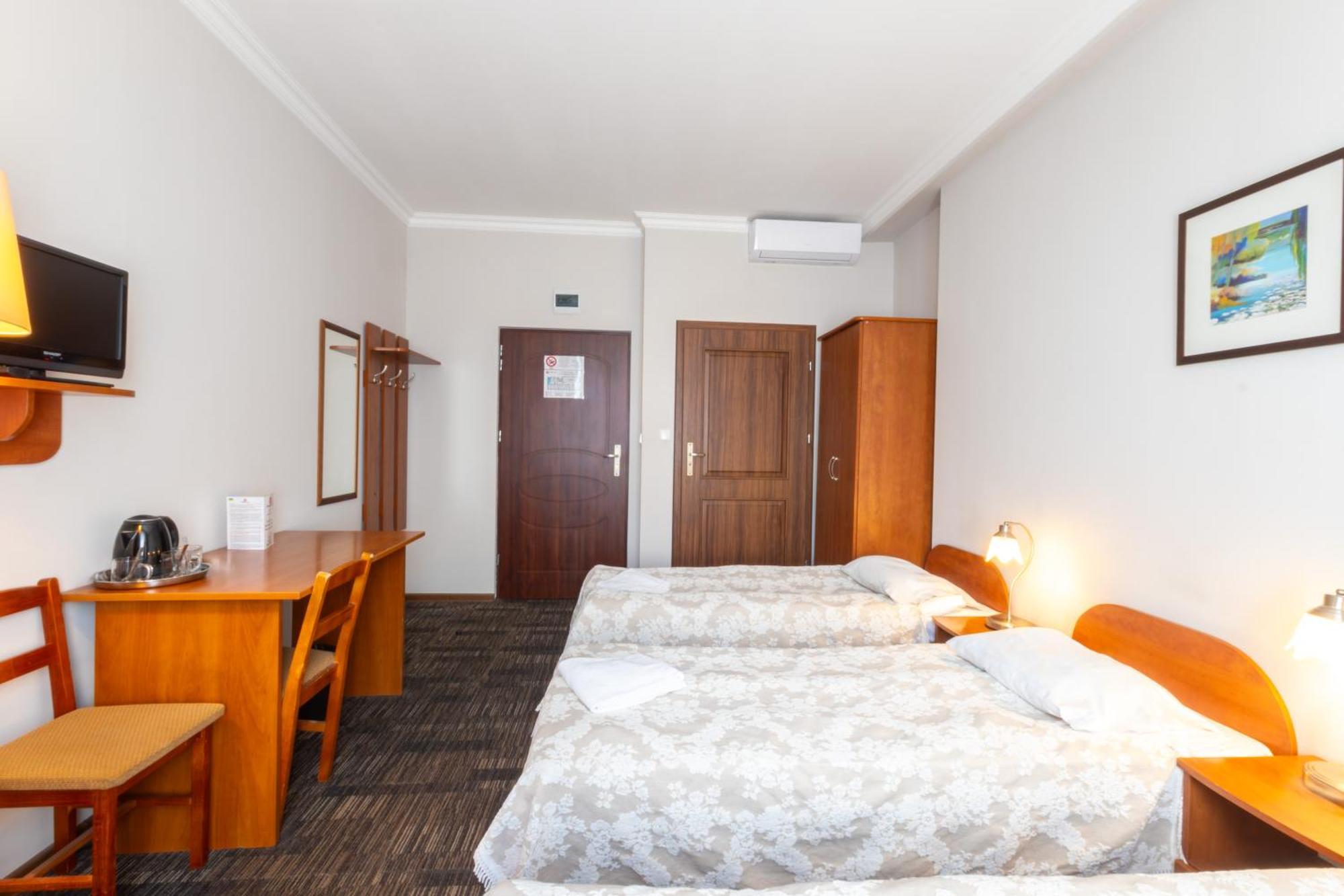 Noclegi Stadion Bed & Breakfast Warsaw Exterior photo