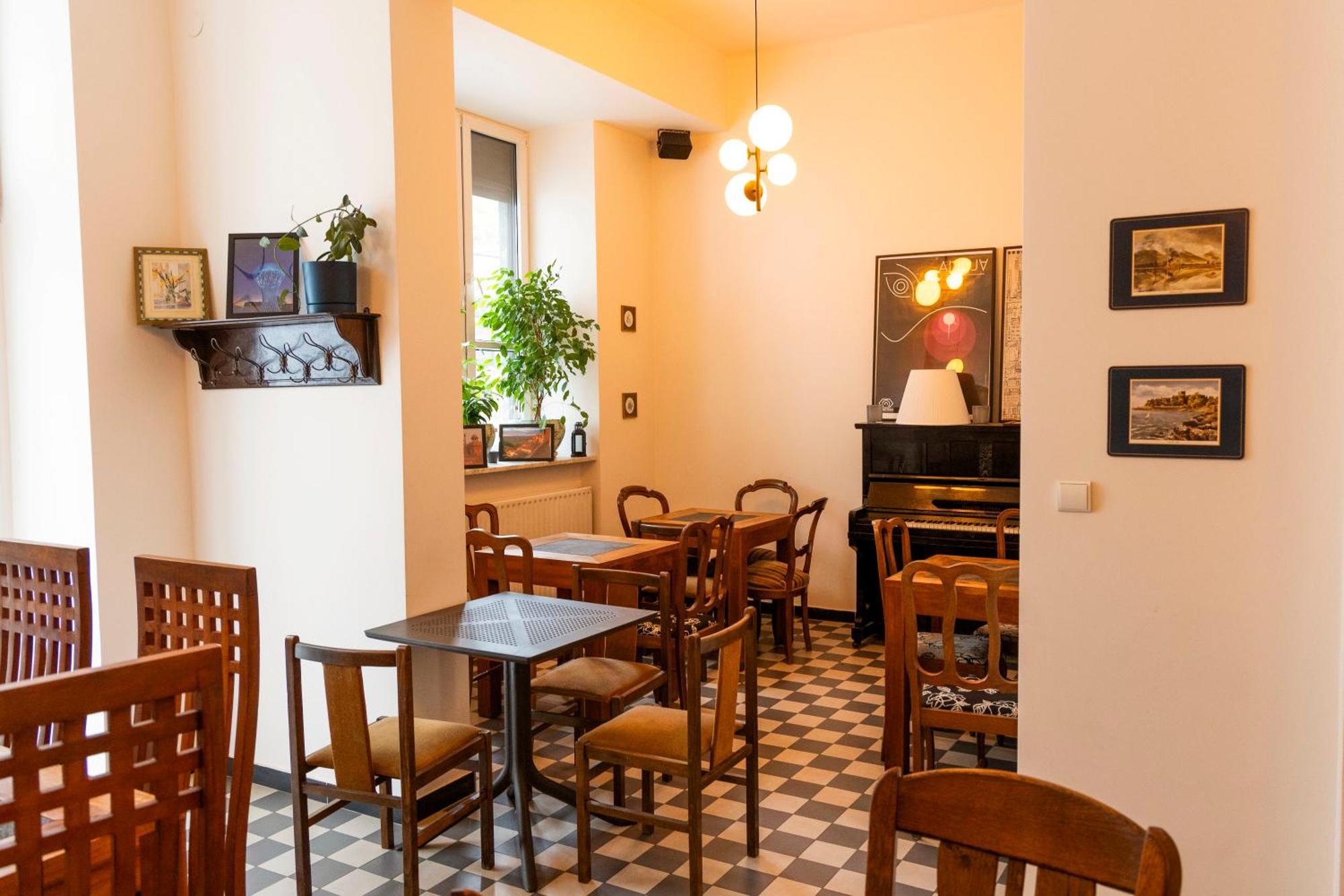 Noclegi Stadion Bed & Breakfast Warsaw Exterior photo