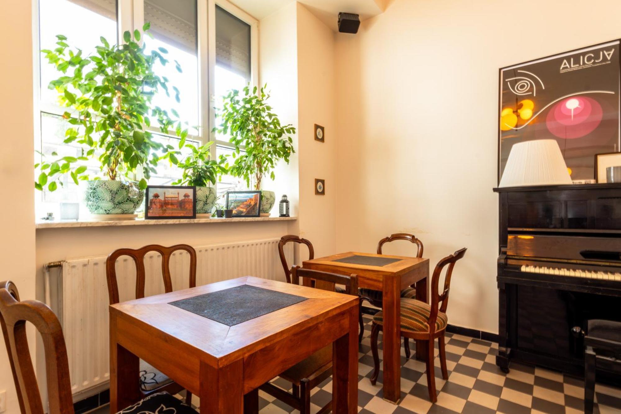 Noclegi Stadion Bed & Breakfast Warsaw Exterior photo