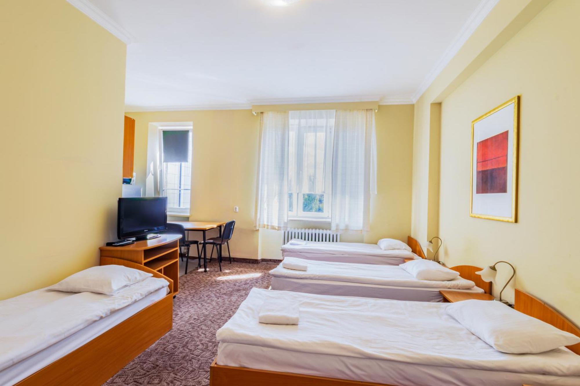 Noclegi Stadion Bed & Breakfast Warsaw Exterior photo