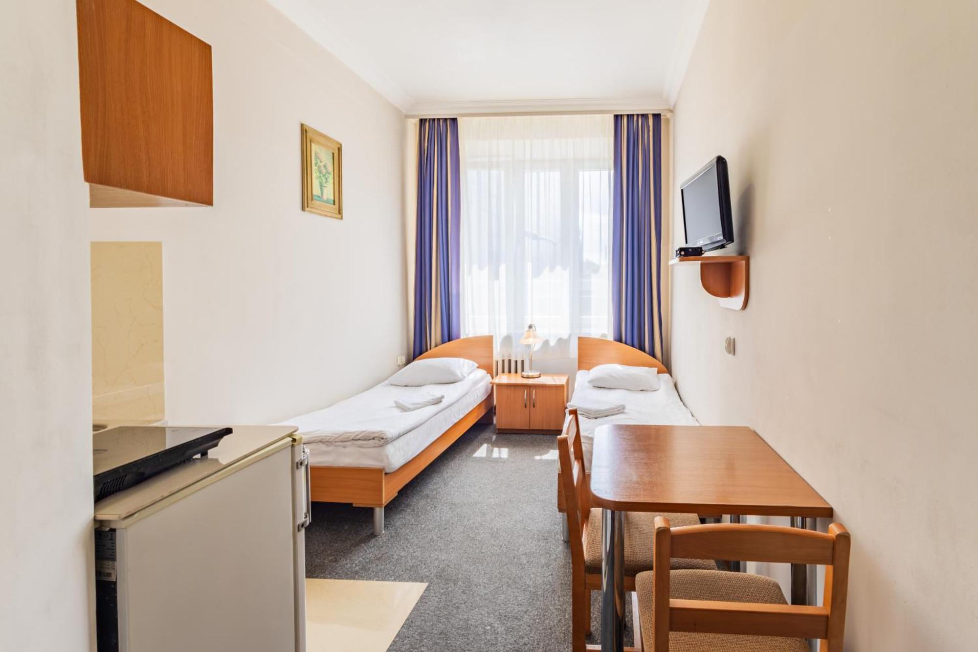 Noclegi Stadion Bed & Breakfast Warsaw Exterior photo